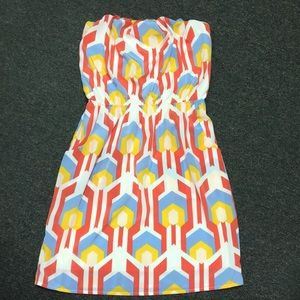 Geometric patterned strapless dress